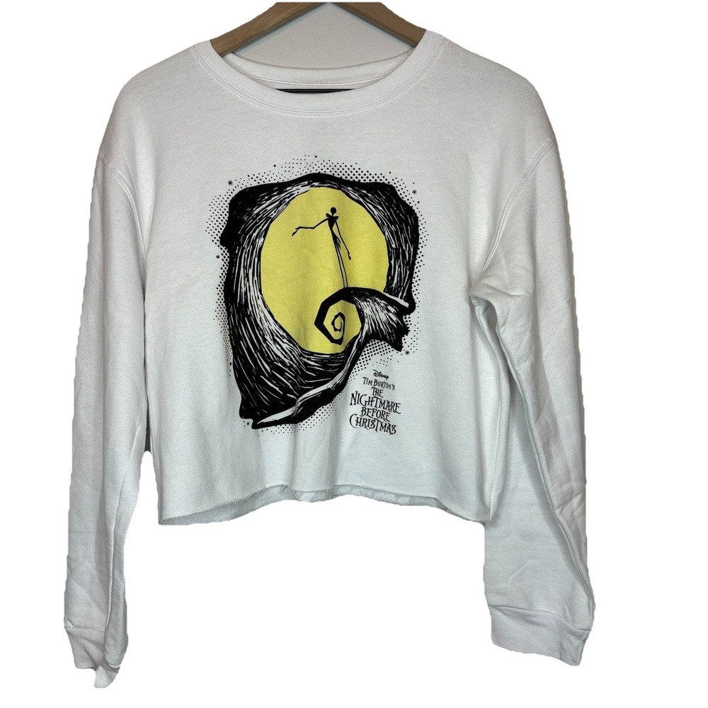Nightmare Before Christmas Sweatshirt Cropped White Large Crewneck Soft Disney